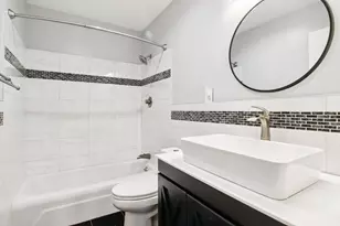 530 Devonshire Ln, Crystal Lake, IL 60014 - Photo 19