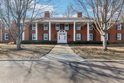 530 Devonshire Lane #13, Crystal Lake, IL 60014 - Photo 1