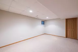 18184 W Old Pine Ct, Gurnee, IL 60031 - Photo 33