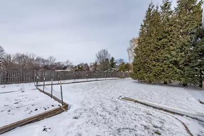 18184 W Old Pine Court, Gurnee, IL 60031 - Photo 39