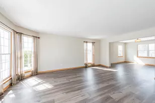 18184 W Old Pine Ct, Gurnee, IL 60031 - Photo 15