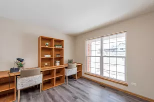 18184 W Old Pine Ct, Gurnee, IL 60031 - Photo 11