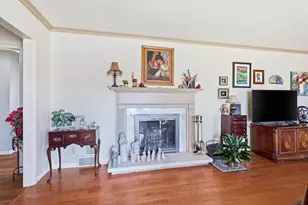 2830 28th St, Rock Island, IL 61201 - Photo 37