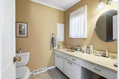 2830 28th Street, Rock Island, IL 61201 - Photo 11