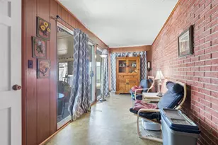 2830 28th St, Rock Island, IL 61201 - Photo 17