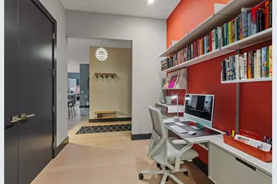 367 W Locust Street #507, Chicago, IL 60610 - Photo 27