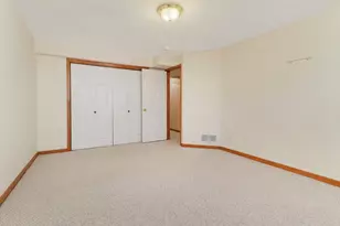 1407 Windham Hill Rd, Bloomington, IL 61704 - Photo 29