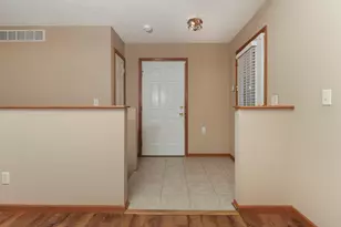 1407 Windham Hill Rd, Bloomington, IL 61704 - Photo 25