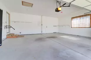 1407 Windham Hill Rd, Bloomington, IL 61704 - Photo 41