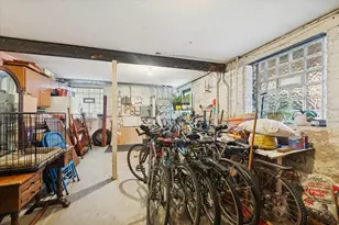 4635 N Magnolia Ave, Chicago, IL 60640 - Photo 17