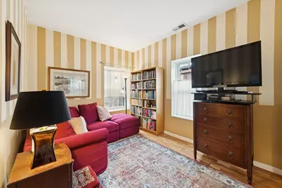 4635 N Magnolia Avenue #3, Chicago, IL 60640 - Photo 9