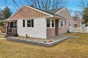 923 Institute Blvd, Dixon, IL 61021 - Photo 39