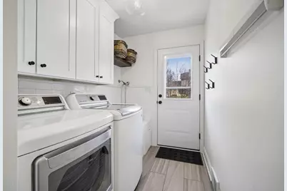 3626 Radcliffe Drive, Northbrook, IL 60062 - Photo 13