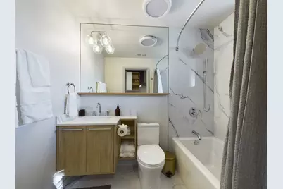 2439 W Walton Street #3R, Chicago, IL 60622 - Photo 9