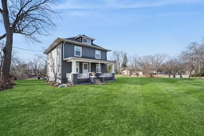 9 Center Road, Streamwood, IL 60107 - Photo 5