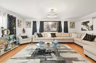 2509 207th St, Olympia Fields, IL 60461 - Photo 3