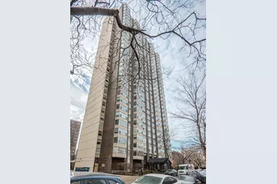 525 W Hawthorne Place #101, Chicago, IL 60657 - Photo 1