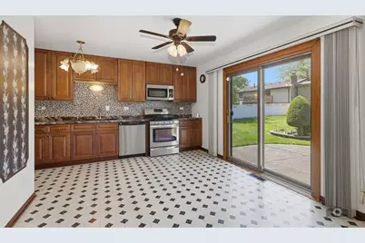 308 S Hickory Street, Glenwood, IL 60425 - Photo 9