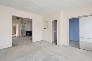 612 N Ogden Ave, Chicago, IL 60642 - Photo 19