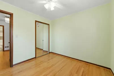 704 Springfield Drive, Roselle, IL 60172 - Photo 9