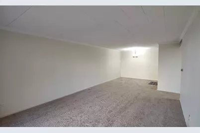 960 Beau Drive #109, Des Plaines, IL 60016 - Photo 11