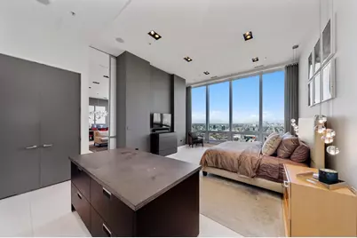 500 W Superior Street #2704, Chicago, IL 60654 - Photo 23