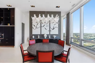 500 W Superior Street #2704, Chicago, IL 60654 - Photo 9