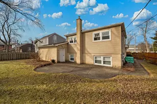 925 N Pecos Ave, Mount Prospect, IL 60056 - Photo 19