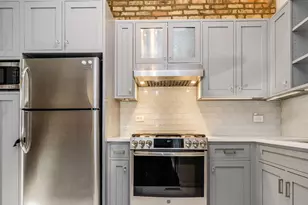 1829 W Huron St, Chicago, IL 60622 - Photo 11