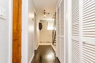 1829 W Huron St, Chicago, IL 60622 - Photo 13