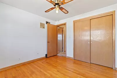 10729 Lamon Avenue, Oak Lawn, IL 60453 - Photo 17