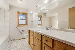 10729 Lamon Ave, Oak Lawn, IL 60453 - Photo 15