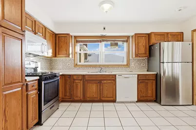 10729 Lamon Avenue, Oak Lawn, IL 60453 - Photo 11