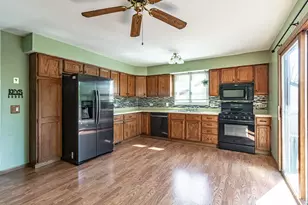 10205 W Chicago Ave, Beach Park, IL 60099 - Photo 7