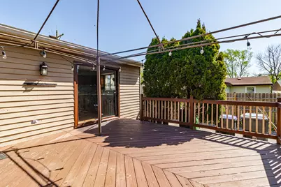10205 W Chicago Avenue, Beach Park, IL 60099 - Photo 15