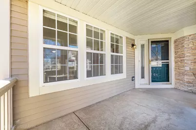 735 Nashua Court, Crystal Lake, IL 60012 - Photo 3