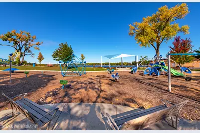 735 Nashua Court, Crystal Lake, IL 60012 - Photo 47