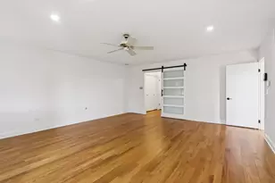 2019 E Avon Ln, Arlington Heights, IL 60004 - Photo 33