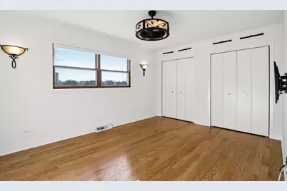 2019 E Avon Lane, Arlington Heights, IL 60004 - Photo 23