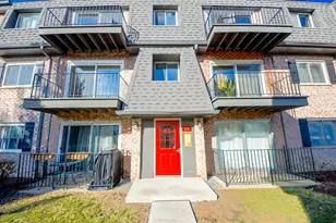 876 S Plum Grove Rd, Palatine, IL 60067 - Photo 1