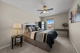 1018 Ravendale Ct, Naperville, IL 60540 - Photo 27