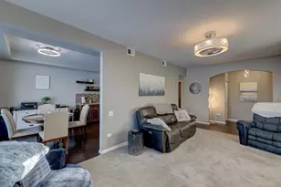 1094 Delta Dr, Elgin, IL 60123 - Photo 7