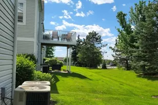 1094 Delta Dr, Elgin, IL 60123 - Photo 29