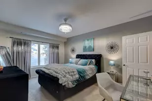 1094 Delta Dr, Elgin, IL 60123 - Photo 17