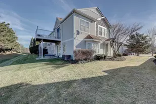 1094 Delta Dr, Elgin, IL 60123 - Photo 23
