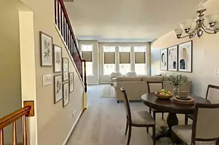 211 Prairie St, Elgin, IL 60120 - Photo 3