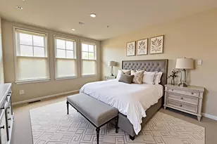 211 Prairie St, Elgin, IL 60120 - Photo 5