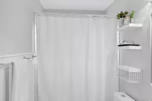 1809 Maplewood Ct, Lindenhurst, IL 60046 - Photo 17