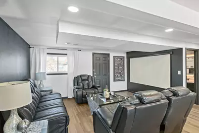 1809 Maplewood Court, Lindenhurst, IL 60046 - Photo 21