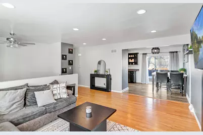 1809 Maplewood Court, Lindenhurst, IL 60046 - Photo 3